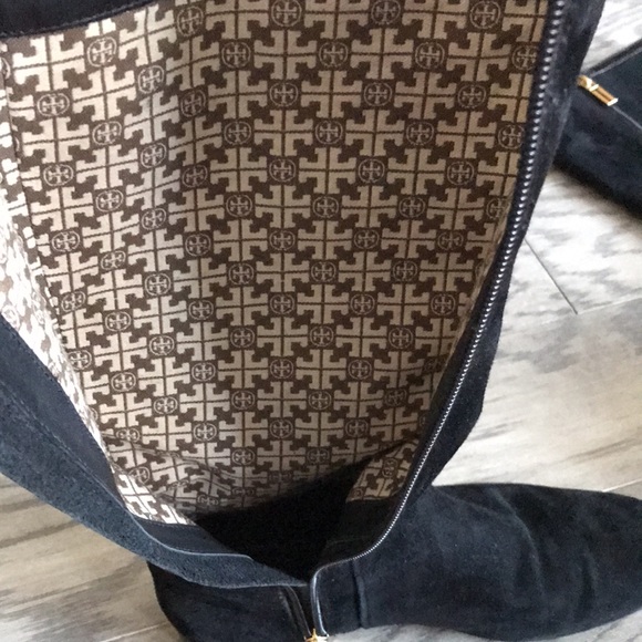 Tory Burch suede boots size 7M - Picture 9 of 10